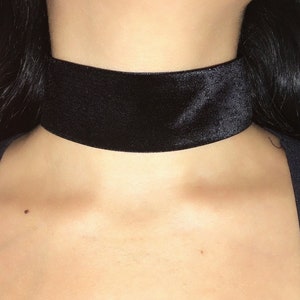 large wide black velvet choker, wide Choker, large Choker, velvet Choker, statement Choker, black choker, choker
