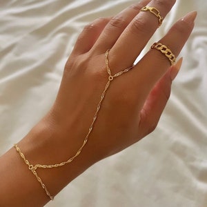 Pulsera minimalista impermeable con cadena de mano chapada en oro de 18 quilates estilo Singapur