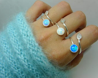 Anillo de ópalo de plata esterlina, anillo de hoja ajustable, anillo de ópalo, anillo de ópalo delicado, anillo de ópalo azul, anillo de ópalo blanco, regalo para ella
