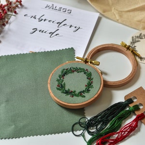 Christmas wreath tree decoration bauble embroidery kit | Suitable for beginners | Easy Embroidered Kit | DIY Starter Craft Kit for Adults