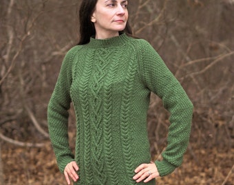 Cottar's Walk Handknit Grass Green Irish Aran Cable Wool Sweater Adult Small Medium