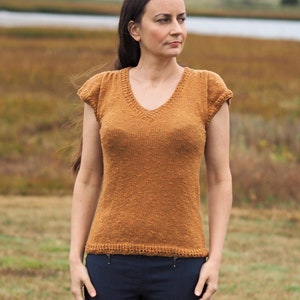 Napatree Tee Virginia Cotton Rayon Hand Knit Sweater Light Rust Brown Adult 36 91cm Chest image 1