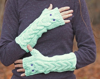 Owly Owl Fingerless Mitts Gloves Gauntlets Hypoallergenic Aqua Green