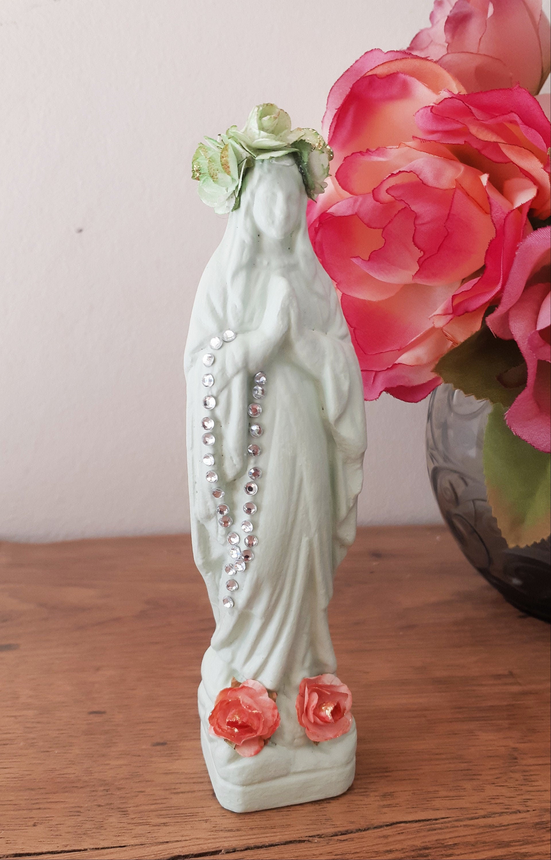statue de La Vierge Marie , Patine Vert Pâle Vintage, Shabby Chic