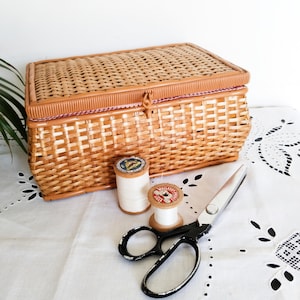 Sewing box, rattan worker, vintage, 50s