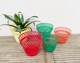 Lot de 5 cache-pots plastiques vintage , années 50