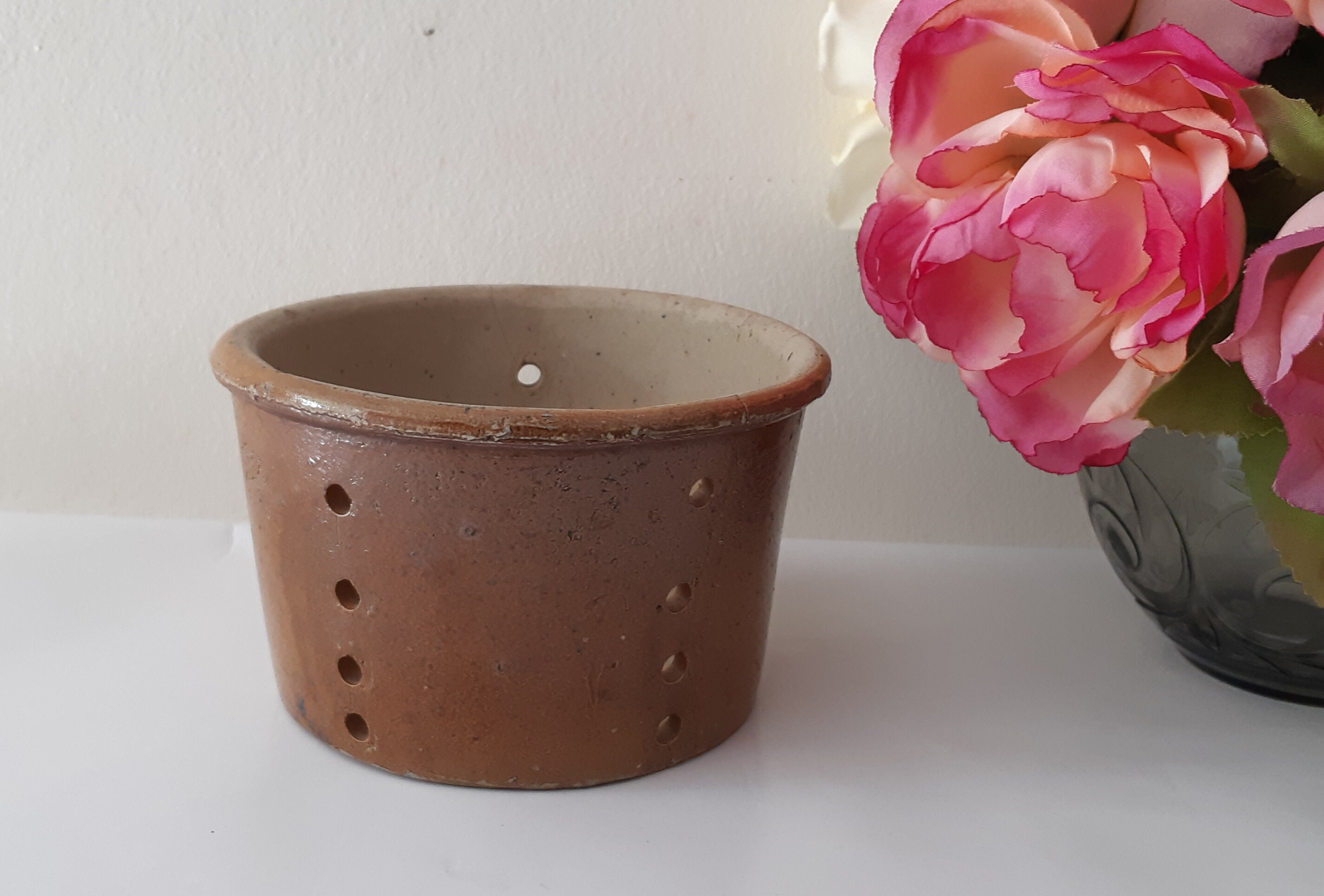 Faisselle à Fromage , Moule, en Grès Émaillé Vintage Français