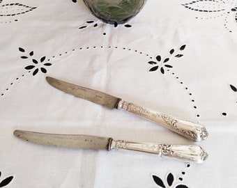 Set of 2 vintage knives, steel blade and silver handle