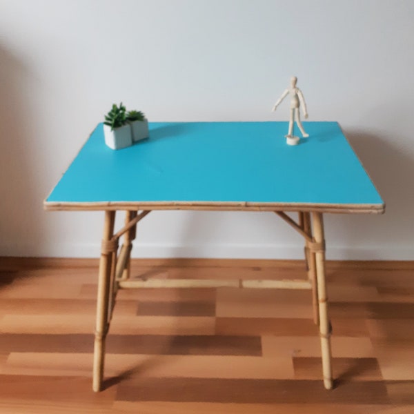 Table rectangulaire en rotin  pour enfant , vintage français, table d'appoint , bureau