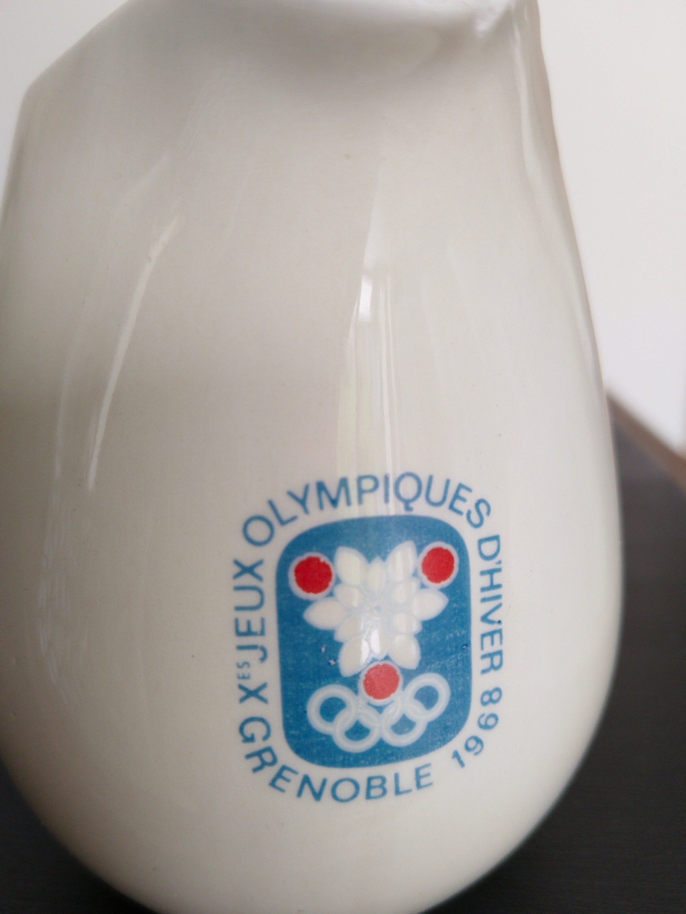 Henriot Quimper RARE assiette en faience Jeux Olympiques d