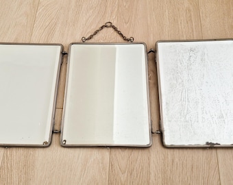 Vintage Franse drieluik kappersspiegel met ketting, jaren 1950