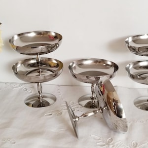 Set of 6 vintage ice cream cups on foot, in 18/10 stainless steel, 1970s, made in France
