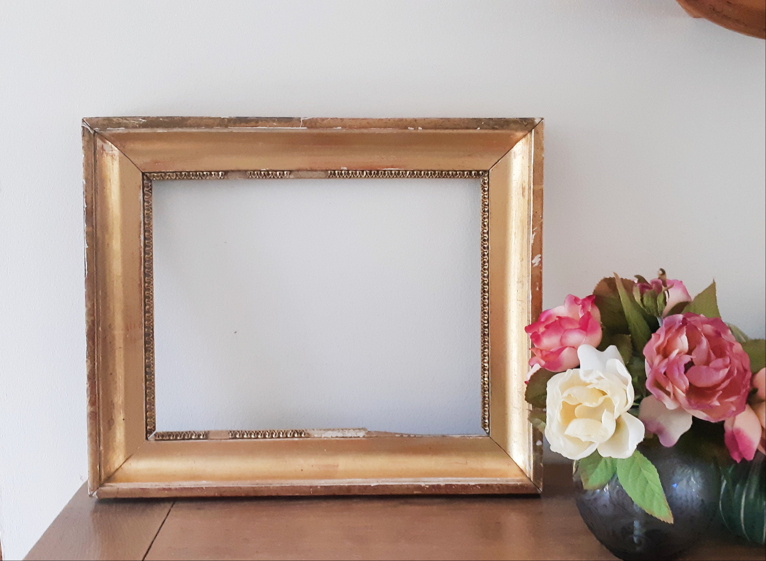 Cadre en Bois Doré à La Feuille , Xix Ème 41, 5 cm X 34 cm