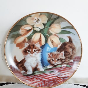 Tabbies and Tulips &quot;kittens&quot; plate, limited edition, numbered