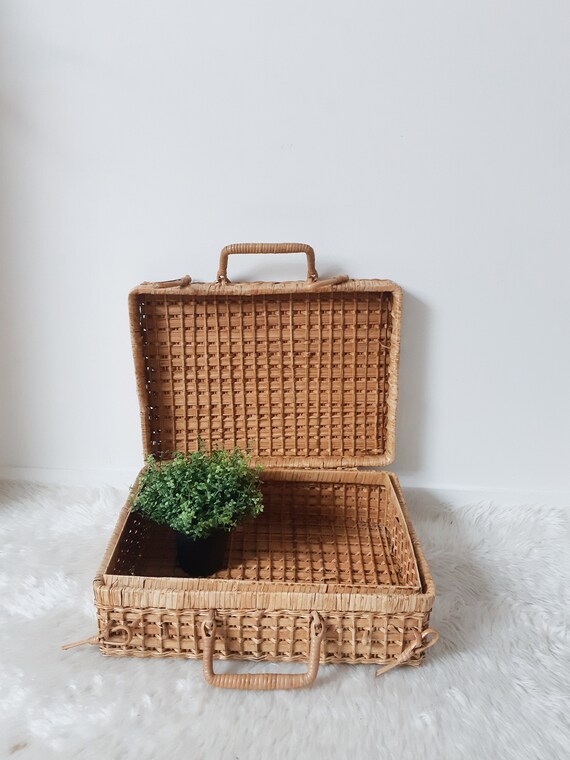 Ancien Panier Pique-nique Valisette En Rotin Et Osier Avec Poignées Vintage, état D'usage