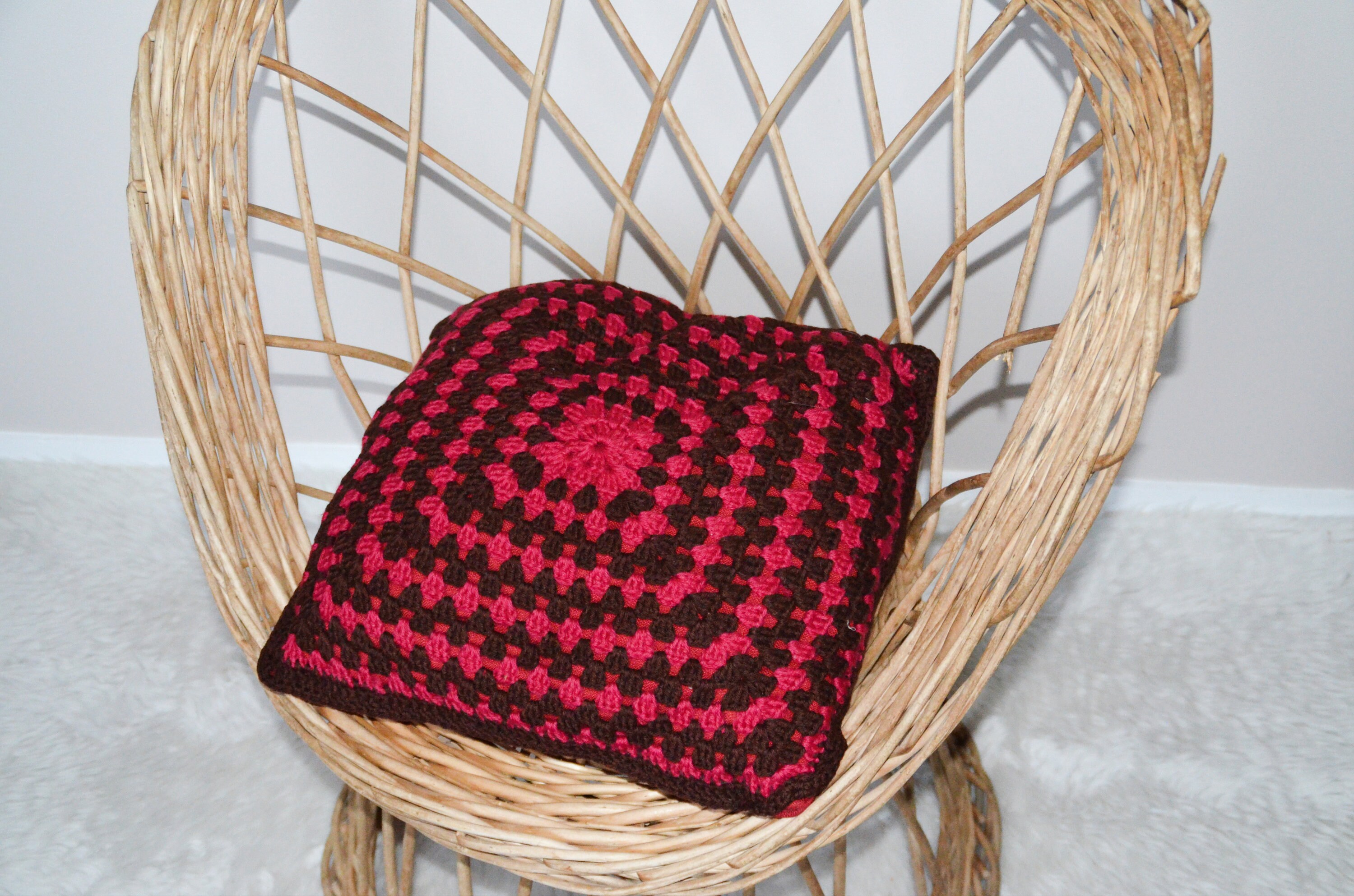 Coussin Tricoté Au Crochet , Vintage, Années 50