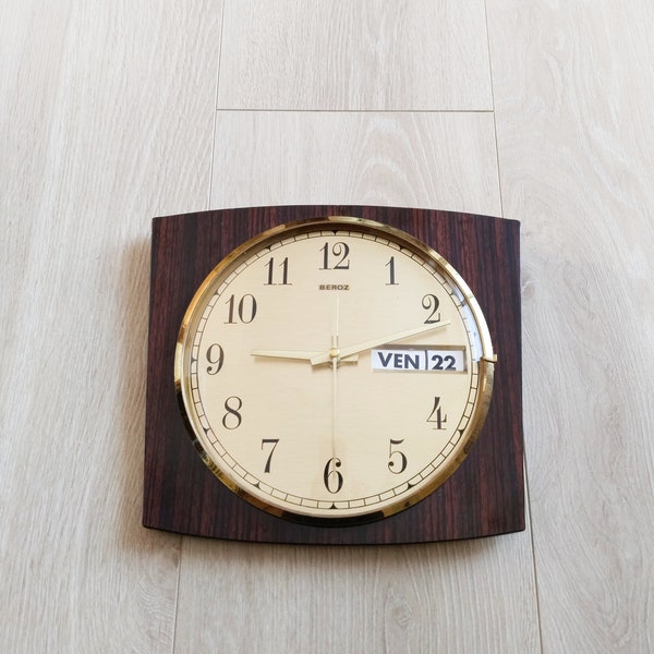 Pendule , horloge en formica marron , forme rectangulaire , vintage , fonctionnelle