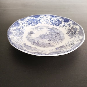English blue porcelain cup or saucer, Royal Tudor Ware, Olde England