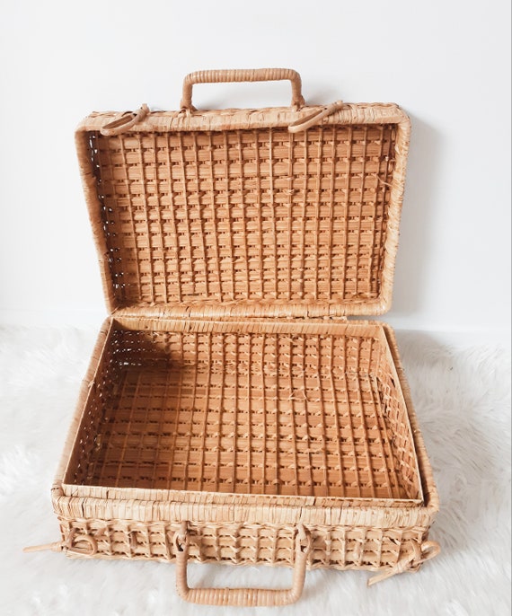 Ancien Panier Pique-nique Valisette En Rotin Et Osier Avec Poignées Vintage, état D'usage