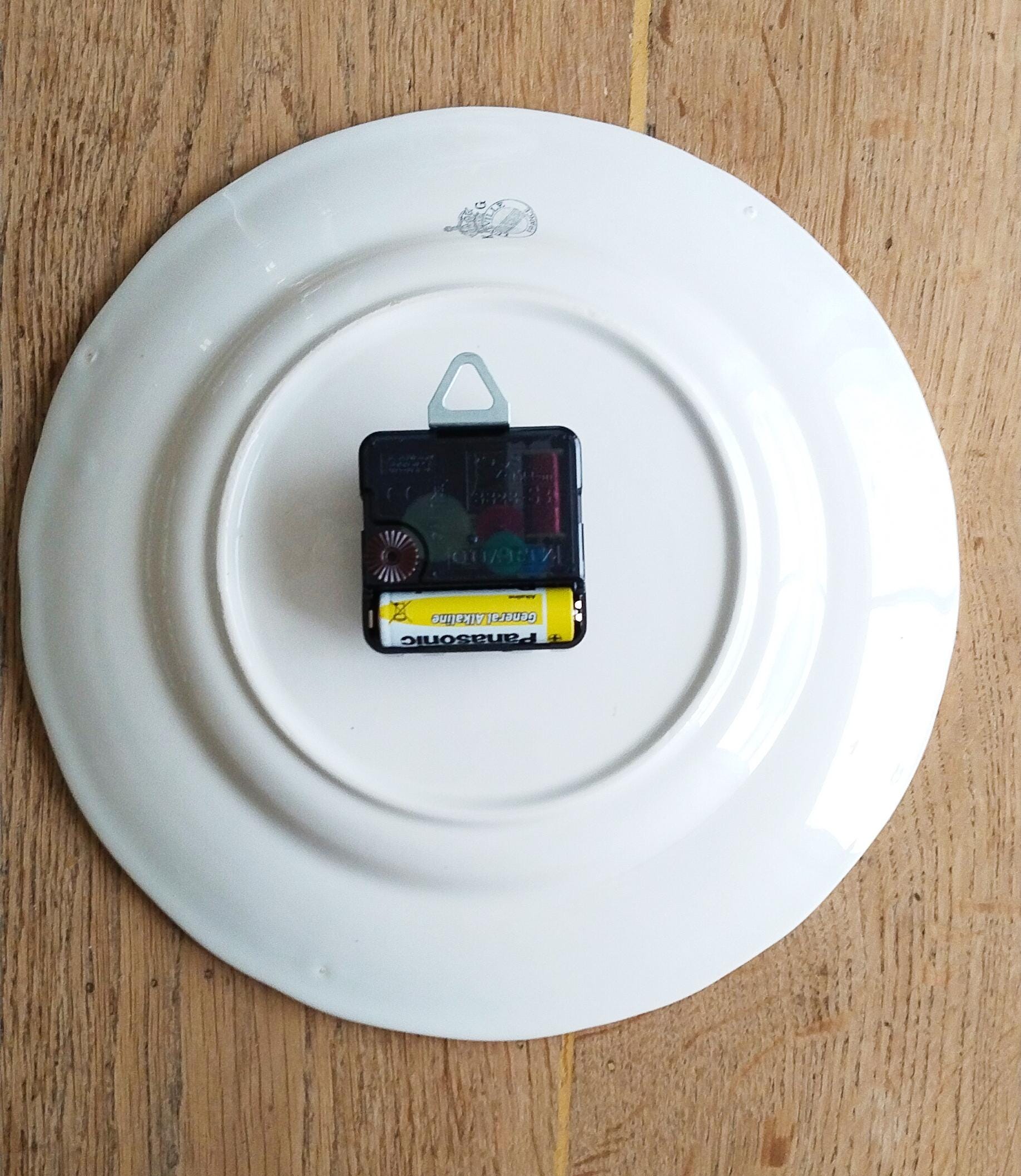 Assiette KG Lunéville chez vaisselle ancienne demi porcelaine
