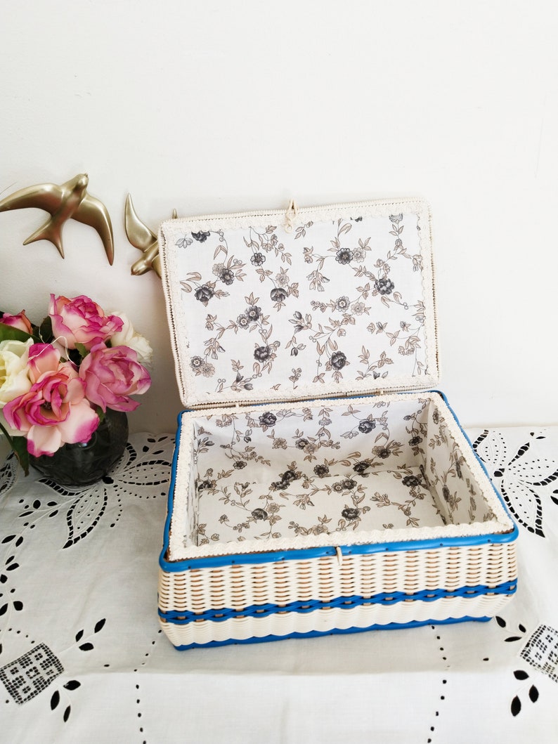 Sewing box, work box, scoubidou, blue, vintage image 2