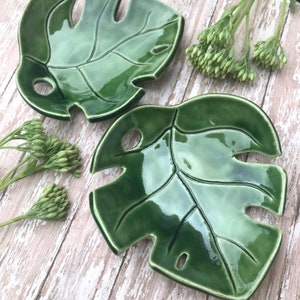 Ceramic monstera ring dish jewelry storage