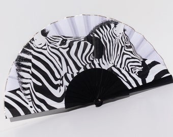 Zebras-Fan. Fächer aus Holz mit Zebra-Illustration. Fächer mit Animal-Print