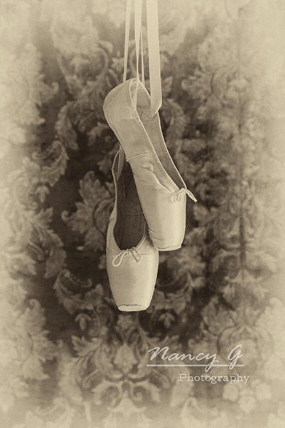 Vintage Toe Shoes Toe Shoes Print Sepia Print Dance Print Sport Photo Ballerina Shoes Vintage Print Ballet Art Athlete Print Etsy Australia