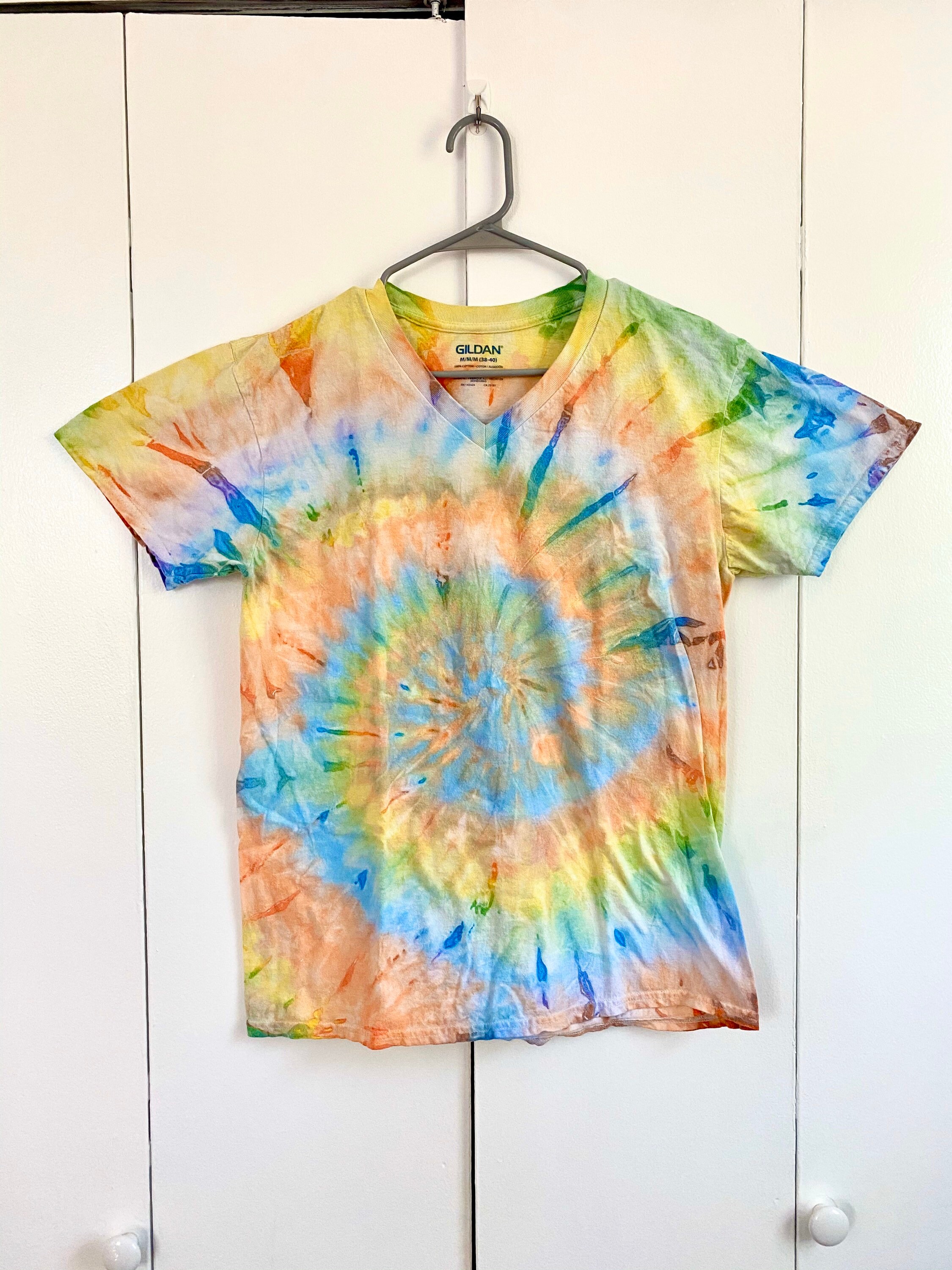 Men's Medium Tie Dye Shirt