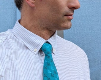 Corbata con temática económica