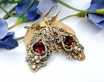 Victorian style filigree earrings Art Nouveau Amethyst crystal dangle drop earrings Chandelier earrings Crystal drop gold long earrings