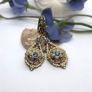 Victorian style antique gold Light Sapphire сrystal dangle drop earrings Art Deco gold earring Boho teardrop earrings