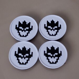 Boss Monster Level Up Token, Counter, 8-Bit Game Coin White/Black