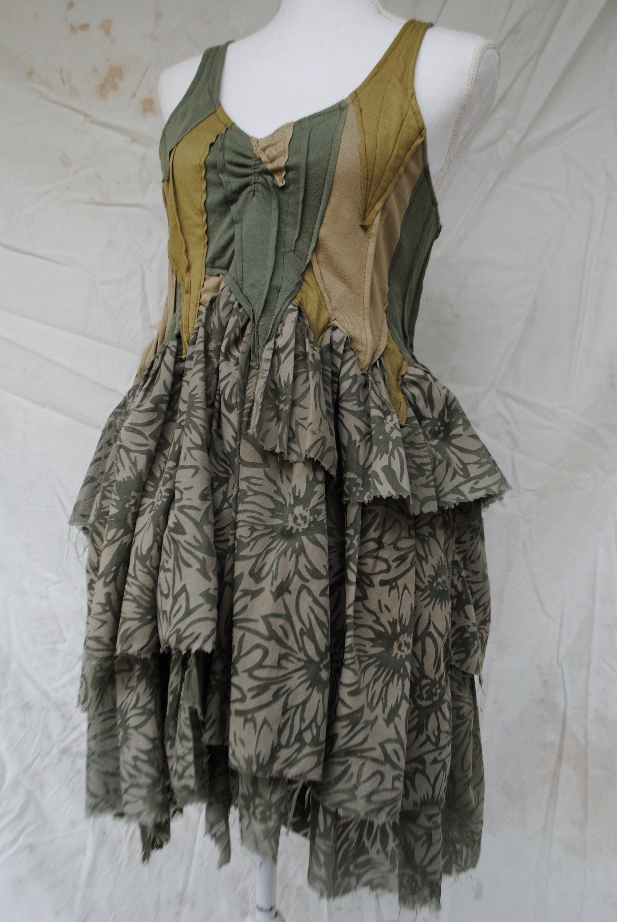 S Leafy Green Fairy Dress // Tattered Magical Clothing - Etsy