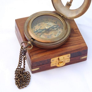 Personalized Engraved Compass, Working Compass, Groomsmen gift ideas, retirement gift, corporate gift, Anniversary Gift, fathers day  gift