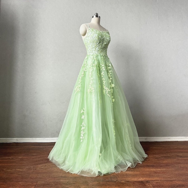 Sage Green Lace Tulle Prom Dress 2024 Corset Back