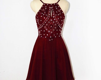 Backless Spaghetti Straps Burgundy Chiffon Short Beaded Homecoming Dress