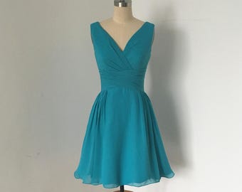 V-Neck Teal Chiffon Short Bridesmaid Dress