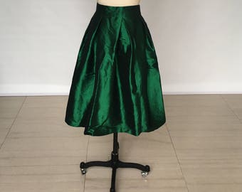 A-line Elastic Waist Dark Green Taffeta Short Skirt with Pockets