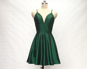 Spaghetti Straps Emerald Green Taffeta Short Homecoming Dress