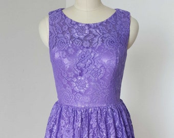 Scoop Bright Purple Lace Short Bridesmaid Dress with Back Buttons