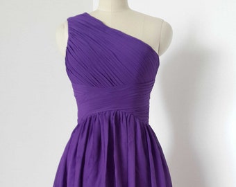 One-Shoulder Purple Chiffon Short Bridesmaid Dress