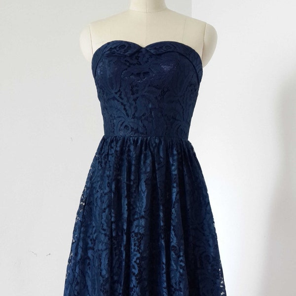 A-line Sweetheart Navy Blue Lace Short Bridesmaid Dress