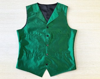 Emerald Green Taffeta Vest voor Bruiloft Prom Vest Formele Revers 4 Zakken 5 Knopen