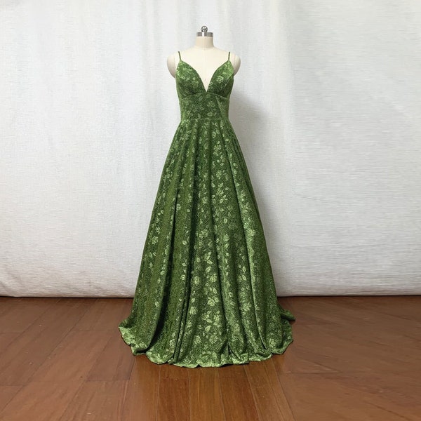 Moosgrün Florales Abendkleid 2022 Ballkleid Spaghetti-Trägern Langes Abendkleid mit Taschen