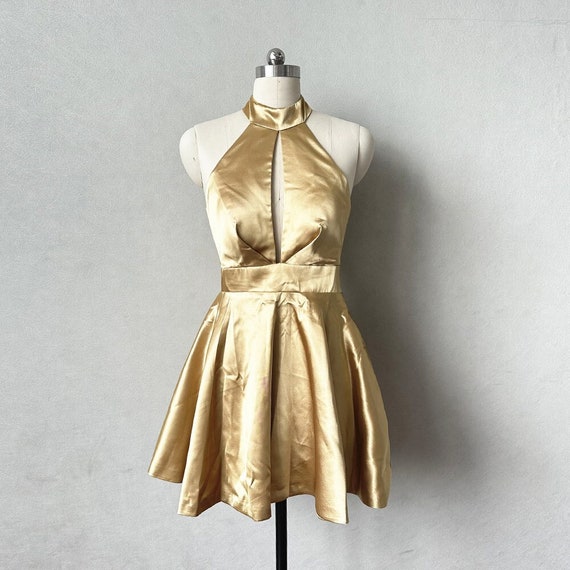 Short gold shop homecoming dress