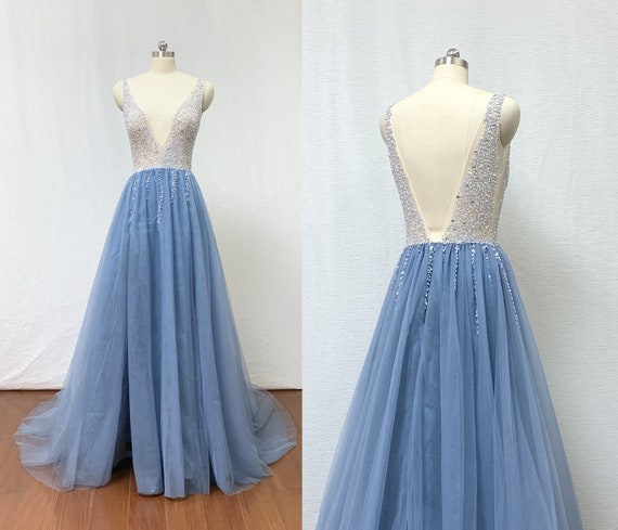 Vestido de fiesta con cuentas 2020 Vestido de noche largo de tul azul polvoriento con abertura Etsy Espana