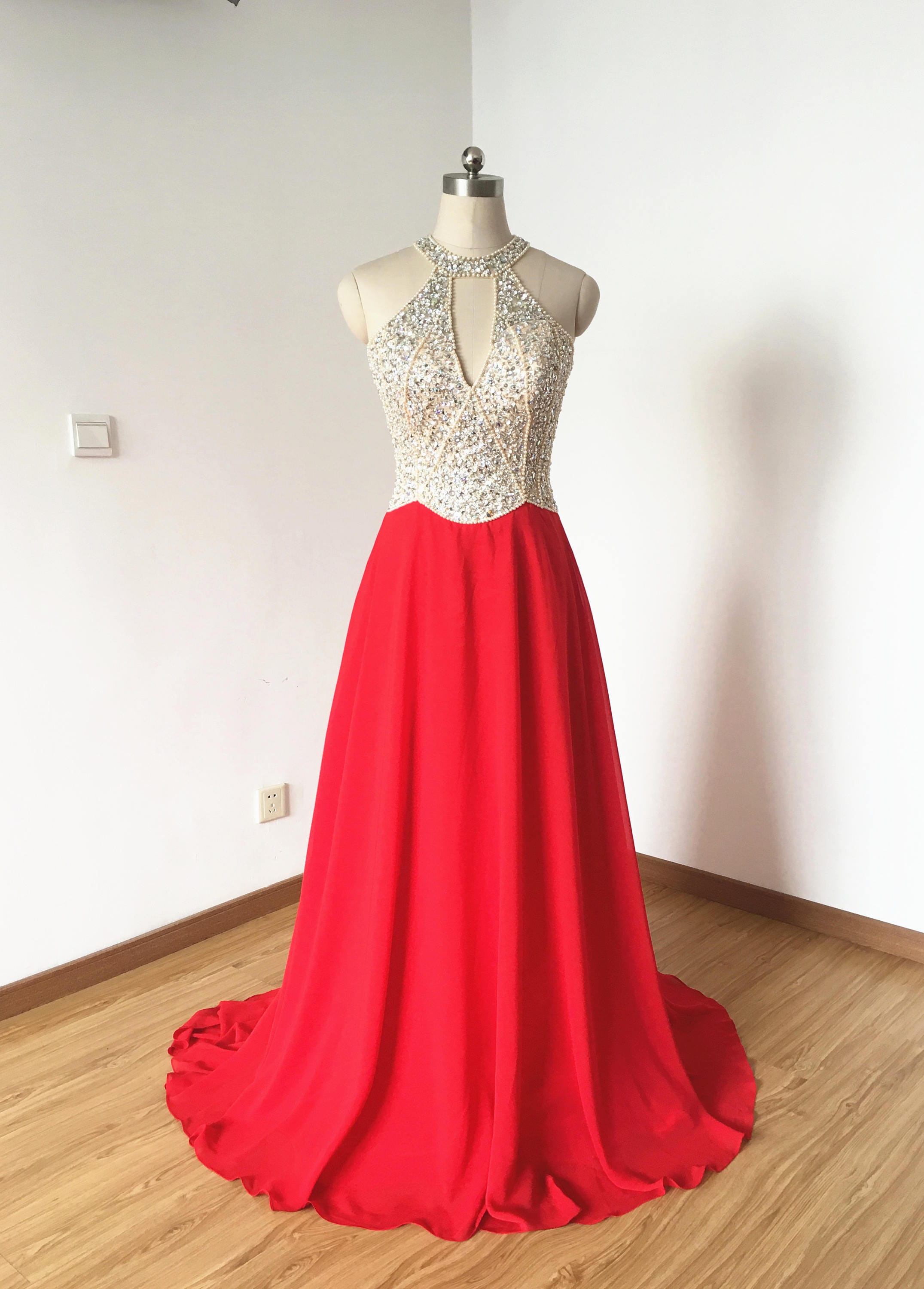 Halter neck hotsell long prom dress