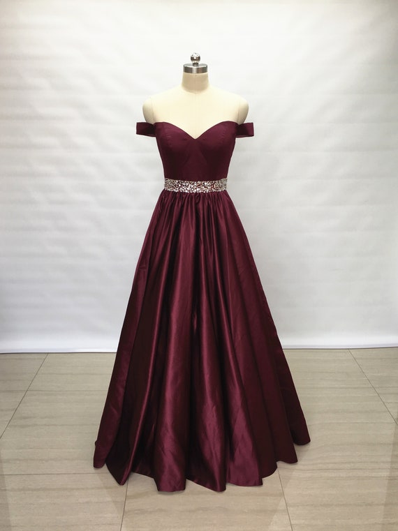 Schulter Lang Bordeaux Satin Abendkleid Etsy