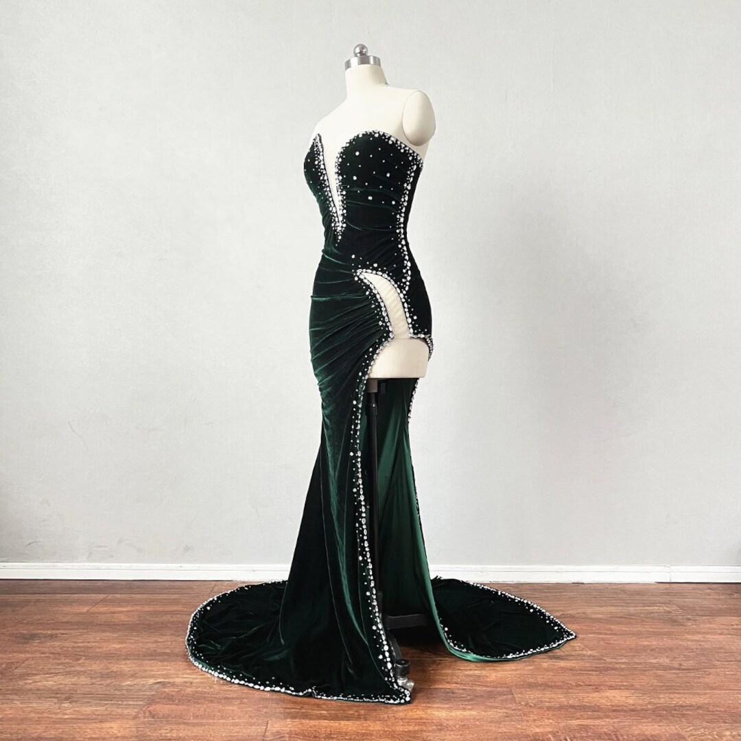 Vintage Dark Green Velvet Prom Dress main image 1